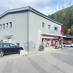 Alp-partment Apartment *